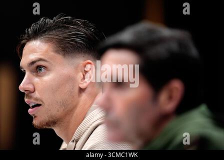 Juan Foyth von Villarreal während der Pressekonferenz im Tottenham Hotspur Stadium in London. Bilddatum: Montag, 15. September 2025. Stockfoto
