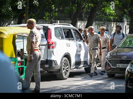 Neu-Delhi, Indien. September 2025. NEW DELHI, INDIEN - 15. SEPTEMBER: Delhi Polizeibeamte wurden während des Wahlkampfs der DUSU-Wahlen am North Campus der Delhi University am 15. September 2025 in New Delhi, Indien, eingesetzt. (Foto: Sanchit Khanna/Hindustan Times/SIPA USA) Credit: SIPA USA/Alamy Live News Stockfoto