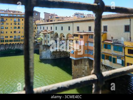 Ponte Vecchio, von Corridoio Vasariano, Vasari Korridor, Fluss Arno, Florenz, Toskana, Italien Stockfoto