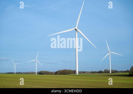 Engie Windturbinen, Windpark auf dem Land in Vassonville (Nordfrankreich) Stockfoto