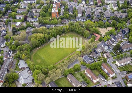 Luftaufnahme, Sportplatz Dorstener Straße, ehemalige Willy Brandt Schule, Zweckel, Gladbeck, Ruhrgebiet, Nordrhein-Westfalen, Deutschland, Bildung, EDU Stockfoto