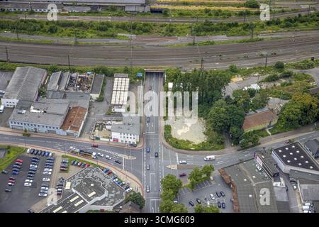 Luftaufnahme, Kreuzung Alleestraße und Oestingstraße, Autohaus 2000, Mitte, Hamm, Ruhrgebiet, Nordrhein-Westfalen, Deutschland, Bahngleise, rai Stockfoto