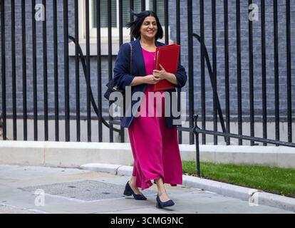 London, Großbritannien. September 2025. Shabana Mahmood, Innenministerin, verlässt Nummer 10 nach der letzten Kabinettssitzung vor der Konferenzpause. Quelle: Karl Black/Alamy Live News Stockfoto