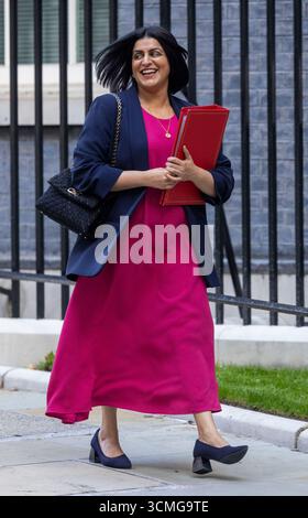 London, Großbritannien. September 2025. Shabana Mahmood, Innenministerin, verlässt Nummer 10 nach der letzten Kabinettssitzung vor der Konferenzpause. Quelle: Karl Black/Alamy Live News Stockfoto