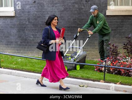 London, Großbritannien. September 2025. Shabana Mahmood, Innenministerin, verlässt Nummer 10 nach der letzten Kabinettssitzung vor der Konferenzpause. Quelle: Karl Black/Alamy Live News Stockfoto