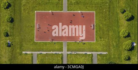 Luftaufnahme, Consol-Park Fußballfeld, Fußballplatz, Freizeiteinrichtung, Bismarck, Gelsenkirchen, Ruhrgebiet, Nordrhein-Westfalen, Deutschland, DE, Eu Stockfoto
