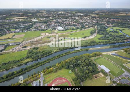 Luftaufnahme, Baustelle mit Verlauf des Hochwasserdeiches zwischen Münsterstraße und Faehrstraße am Lippe- und Datteln-Hamm-Kanal in die Stockfoto