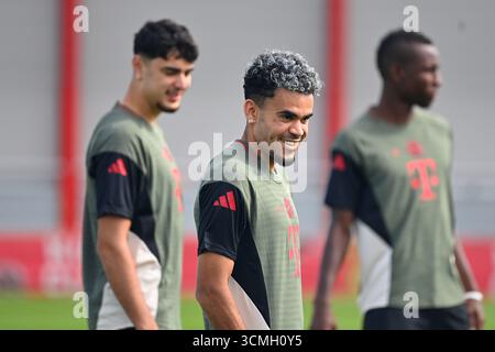 München, Deutschland. September 2025. Luis DIAZ (FC Bayern München). Endtraining am 16. September 2025, Champions League Fußball, Saison 2025/26, FC Bayern München gegen Chelsea. Quelle: dpa/Alamy Live News Stockfoto