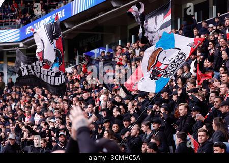 Eindhoven, Niederlande. September 2025. EINDHOVEN, 16.09.2025, Philips Stadium, Saison 2025/2026, Fußball der UEFA Champions League, Ligasaison, Spiel zwischen PSV und Union SG, Bild zeigt die Flagge des PSV-Gutscheins: Pro Shots/Alamy Live News Stockfoto