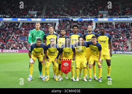Eindhoven, Niederlande. September 2025. Am Dienstag, den 16. September 2025, am Eröffnungstag der League-Phase des UEFA Champions League-Turniers, wurde ein Fußballspiel zwischen dem niederländischen PSV Eindhoven und dem belgischen Team Royale Union Saint-Gilloise in Eindhoven, Niederlande, aufgenommen. BELGA PHOTO VIRGINIE LEFOUR Credit: Belga News Agency/Alamy Live News Stockfoto