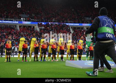 Eindhoven, Niederlande. September 2025. Am Dienstag, den 16. September 2025, am Eröffnungstag der League-Phase des UEFA Champions League-Turniers, wurde ein Fußballspiel zwischen dem niederländischen PSV Eindhoven und dem belgischen Team Royale Union Saint-Gilloise in Eindhoven, Niederlande, aufgenommen. BELGA PHOTO VIRGINIE LEFOUR Credit: Belga News Agency/Alamy Live News Stockfoto