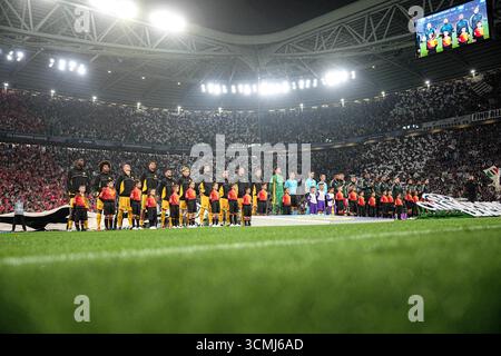 Am Dienstag, den 16. September 2025, stehen Juventus und Borussia Dortmund im Allianz-Stadion in Turin, Nordwesten Italiens, vor dem Fußball-Spiel der UEFA Champions League an. Sport - Fußball (Foto: Marco Alpozzi/Lapresse) Credit: LaPresse/Alamy Live News Stockfoto