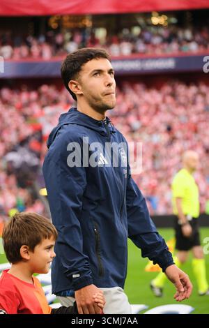 Bilbao, Biskaya, Spanien - 16. September 2025: Martin Zubimendi vom Arsenal Football Club Porträt vor dem Spiel Athletic Club vs Arsenal Football Club, Teil der UEFA Champions League 2025, im San Mamés Stadium. Quelle: Rubén Gil/Alamy Live News. Stockfoto