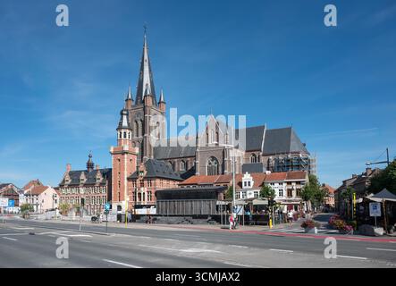 Marktplein oder Marktplatz der Stadt Eeklo, Ostflandern, Belgien 7. SEP 2025 Stockfoto