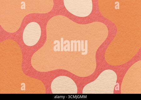 Abstrakter pfirsichfarbener, korallenrosa Hintergrund mit amorphen Formen und Flecken, Papierstruktur in flachem organischem Design. Stockfoto