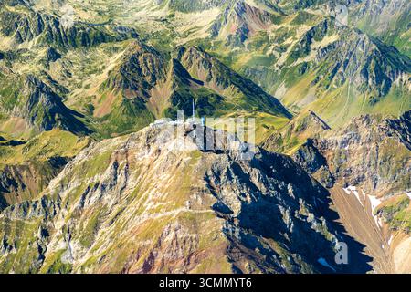 Französische pyrenäen aus der Vogelperspektive Stockfoto