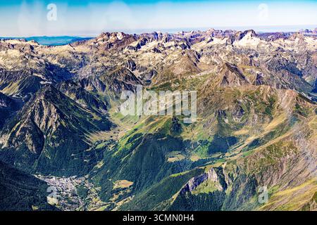 Französische pyrenäen aus der Vogelperspektive Stockfoto