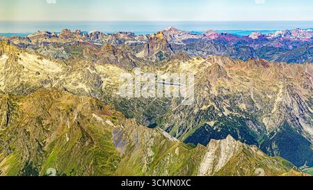 Französische pyrenäen aus der Vogelperspektive Stockfoto