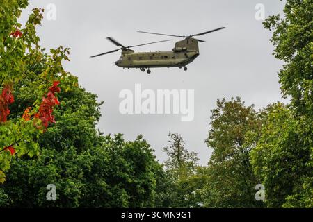 London, Großbritannien. September 2025. Die Sicherheit in Winfield House, der Residenz des US-Botschafters in Regents Park, ist für den zweiten Staatsbesuch von Präsident Donald Trump in London streng. Guy Bell/Alamy Live News Stockfoto