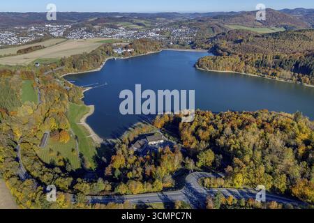 Luftansicht, Restaurant H1 am See am Hennesee im Stadtteil Berghausen in Meschede, Sauerland, Nordrhein-Westfalen, Deutschland, Cafe, DE, Europa, g Stockfoto