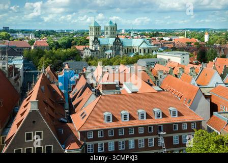 Aus der Vogelperspektive, Altstadt mit Paulskirche, Münster, Nordrhein-Westfalen, Deutschland, Europa Stockfoto