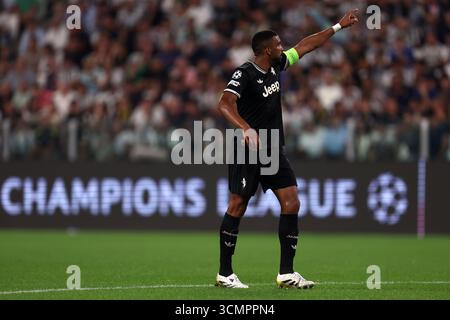Turin, Italien. September 2025. Gleison Bremer von Juventus FC Gesten während des Spiels der UEFA Champions League Phase MD1 zwischen Juventus FC und Borussia Dortmund im Allianz Stadium am 16. September 2025 in Turin. Quelle: Marco Canoniero/Alamy Live News Stockfoto