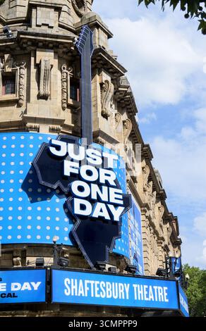 London, Großbritannien. „Just for One Day“ das Live Aid Musical – im Shaftesbury Theatre. September 2025 Stockfoto