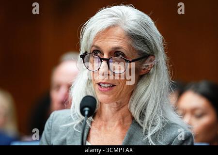 Susan Monarez, ehemalige Direktorin des Centers for Disease Control and Prevention, spricht während einer Anhörung des Senatsausschusses für Gesundheit, Bildung, Arbeit und Pensionen, eine Woche nachdem sie am Mittwoch, den 17. September 2025, auf das US-Kapitol in Washington, DC gefeuert wurde. Monarez, der erste Senat bestätigte Direktor der CDC, behauptet, dass der Gesundheits- und Gesundheitsminister Robert F. Kennedy Jr. versucht habe, sie zu drängen, Impfempfehlungen von einem Komitee, das Anti-Impfstoff-Aktivisten enthält, vorab zu genehmigen. Foto von Aaron Schwartz/UPI Stockfoto
