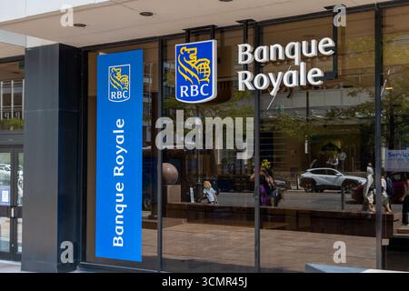 Montreal, Kanada - 2. August 2025: Außenansicht der Bank of Montreal BMO in der Innenstadt Stockfoto