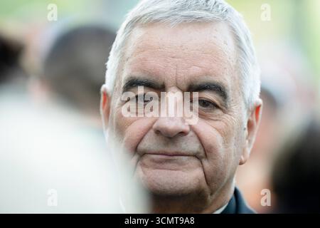 Neujahrsempfang, 75. Jubiläum des Zentralrats der Juden Neujahrsempfang, 75. Jubiläum des Zentralrats der Juden in Deutschland, Jüdisches Museum Berlin, Rosch-Haschana-Empfang, Erzbischof Nikola Eterovic, Vatikan-Botschafter Berlin Berlin Berlin GER *** Neujahrsempfang, 75. Jahrestag des Zentralrats der Juden Neujahrsempfang, 75. Jahrestag des Zentralrats der Juden in Deutschland, Jüdisches Museum Berlin, Rosch Hashanah Empfang, Erzbischof Nikola Eterovic, Vatikanbotschafter Berlin GER Stockfoto