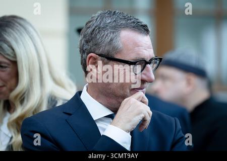 Neujahrsempfang, 75. Jubiläum des Zentralrats der Juden Neujahrsempfang, 75. Jubiläum des Zentralrats der Juden in Deutschland, Jüdisches Museum Berlin, Rosch-Haschana-Empfang, Kai Diekman, Journalist Berlin Berlin GER *** Neujahrsempfang, 75. Jahrestag des Zentralrats der Juden Neujahrsempfang, 75. Jahrestag des Zentralrats der Juden in Deutschland, Jüdisches Museum Berlin, Rosh Hashanah-Empfang, Kai Diekman, Journalist Berlin Berlin GER Stockfoto