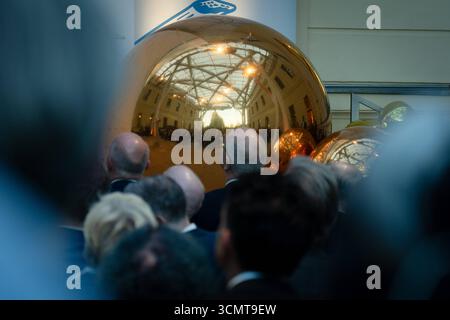 Neujahrsempfang, 75. Jubiläum des Zentralrats der Juden Neujahrsempfang, 75. Jubiläum des Zentralrats der Juden in Deutschland, Jüdisches Museum Berlin, Rosch-Haschana-Empfang Berlin Deutschland *** Neujahrsempfang, 75. Jahrestag des Zentralrats der Juden Neujahrsempfang, 75. Jahrestag des Zentralrats der Juden in Deutschland, Jüdisches Museum Berlin, Rosch Hashanah Reception Berlin Berlin GER Stockfoto
