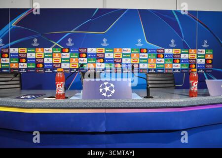 Munchester, Munchester, Inghilterra. September 2025. Während der Pressekonferenz vor dem Spiel am 17. September 2025 in der Champions League zwischen Manchester City und Neapel im Etihad Stadium in Manchester. (Kreditbild: © Fabio Sasso/ZUMA Press Wire) NUR REDAKTIONELLE VERWENDUNG! Nicht für kommerzielle ZWECKE! Stockfoto
