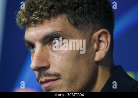 Munchester, Munchester, Inghilterra. September 2025. Giovanni Di Lorenzo (capitano) vom SSC Napoli während der Pressekonferenz vor dem Spiel am 17. September 2025 in der Champions League zwischen Manchester City und Neapel im Etihad Stadium in Manchester. (Kreditbild: © Fabio Sasso/ZUMA Press Wire) NUR REDAKTIONELLE VERWENDUNG! Nicht für kommerzielle ZWECKE! Stockfoto