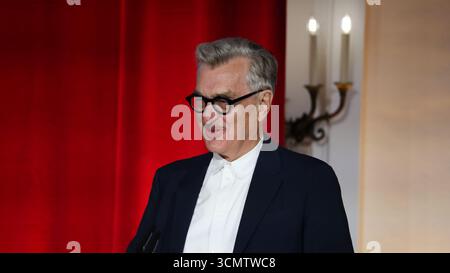 Berlin, Deutschland, 17. September 2025. Bundespräsident Frank-Walter Steinmeier ehrte das Kino mit einem Kulturabend zusammen mit İlker Catak, Doris Dörrie, Maria Schrader und Wim Wenders. Foto: Klaus Kroenert Credit: Klaus Kroenert/Alamy Live News Stockfoto