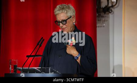 Berlin, Deutschland, 17. September 2025. Bundespräsident Frank-Walter Steinmeier ehrte das Kino mit einem Kulturabend zusammen mit İlker Catak, Doris Dörrie, Maria Schrader und Wim Wenders. Foto: Klaus Kroenert Credit: Klaus Kroenert/Alamy Live News Stockfoto