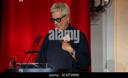 Berlin, Deutschland, 17. September 2025. Bundespräsident Frank-Walter Steinmeier ehrte das Kino mit einem Kulturabend zusammen mit İlker Catak, Doris Dörrie, Maria Schrader und Wim Wenders. Foto: Klaus Kroenert Credit: Klaus Kroenert/Alamy Live News Stockfoto