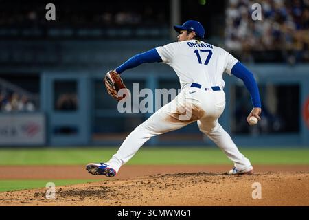 Los Angeles Dodgers Zweiwegespieler Shohei Ohtani (17) wirft während eines MLB-Spiels gegen die Philadelphia Phillies am Dienstag, den 16. September 2025, im Dodger Stadium, in Los Angeles besiegten die Phillies die Dodgers mit 9:6. (Jon Endow/Bild des Sports) Stockfoto