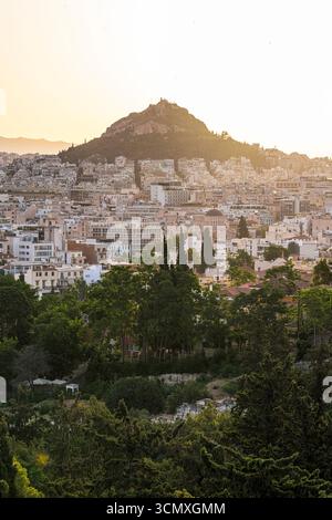 Blick vom Lycabettus-Hügel in Richtung Athen, Attika, Griechenland Stockfoto