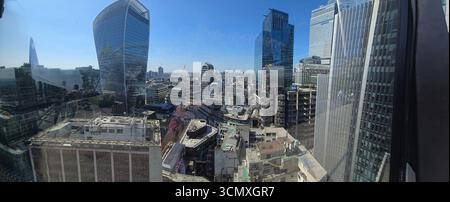 Blick auf die Stadt vom Garten an der 120 Fenchurch Street Stockfoto