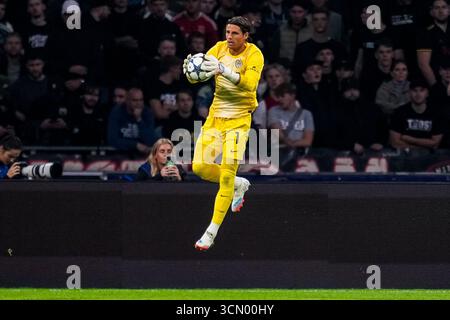 AMSTERDAM, NIEDERLANDE - 17. SEPTEMBER: FC Internazionale Torhüter Yann Sommer beim Spiel der UEFA Champions League 2025/26 Phase MD1 zwischen AFC Ajax und FC Internazionale Milano am 17. September 2025 in der Johan Cruijff Arena in Amsterdam. (Foto: Rene Nijhuis) Stockfoto