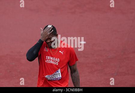 Tokio, Japan. September 2025. Goldmedaillengewinner Keshorn Walcott aus Trinidad und Tobago feiert nach dem Speerwurf der Herren bei den Leichtathletik-Weltmeisterschaften 2025 in Tokio, Japan, 18. September 2025. Quelle: Ju Huanzong/Xinhua/Alamy Live News Stockfoto