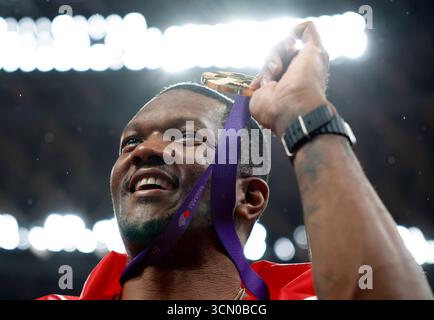Tokio, Japan. September 2025. Goldmedaillengewinner Keshorn Walcott aus Trinidad und Tobago feiert nach dem Speerwurf der Herren bei den Leichtathletik-Weltmeisterschaften 2025 in Tokio, Japan, 18. September 2025. Quelle: Wang Lili/Xinhua/Alamy Live News Stockfoto