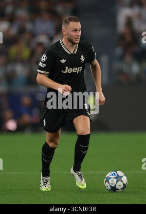 Turin, Italien. September 2025. Teun Koopmeiners von Juventus während des Spiels Juventus gegen Borussia Dortmund UEFA Champions League im Allianz Stadion, Turin. Der Bildnachweis sollte lauten: Jonathan Moscrop/Sportimage Credit: Sportimage Ltd/Alamy Live News Stockfoto