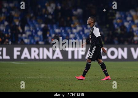 Neapel, Italien. Januar 2020. Foto Cafaro/LaPresse 26 Gennaio 2020 Napoli, Italia Sport calcio Napoli vs Juventus - Campionato di calcio Serie A TIM 2019/2020 - stadio San Paolo. Nella Foto: Douglas Costa (Juventus F.C) Deluso per la sconfitta. Foto Cafaro/LaPresse 26. Januar 2020 Neapel, Italien Sport Fußball Napoli vs Juventus - italienische Fußballmeisterschaft Liga A TIM 2019/2020 - San Paolo Stadion. Im Bild: Douglas Costa (Juventus F.C) zeigt Enttäuschung über die Niederlage. Quelle: LaPresse/Alamy Live News Stockfoto