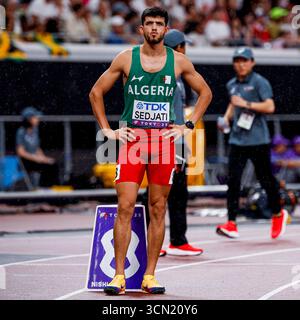 Djamel Sedjati aus Algerien trat am 18. September 2025 im Japan National Stadium im 800-Meter-Halbfinale der Männer während der Leichtathletik-Weltmeisterschaft Tokio 2025 des 6. Tages im Japan National Stadium an. (Foto: Marcel ter Bals/MTB-Photo/Alamy Live News) Stockfoto