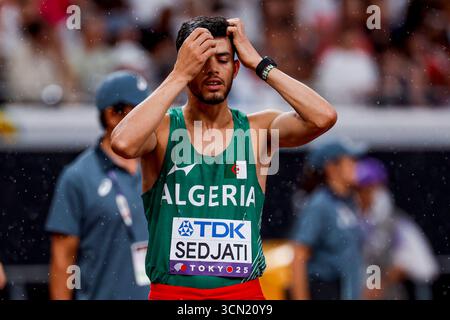Djamel Sedjati aus Algerien trat am 18. September 2025 im Japan National Stadium im 800-Meter-Halbfinale der Männer während der Leichtathletik-Weltmeisterschaft Tokio 2025 des 6. Tages im Japan National Stadium an. (Foto: Marcel ter Bals/MTB-Photo/Alamy Live News) Stockfoto