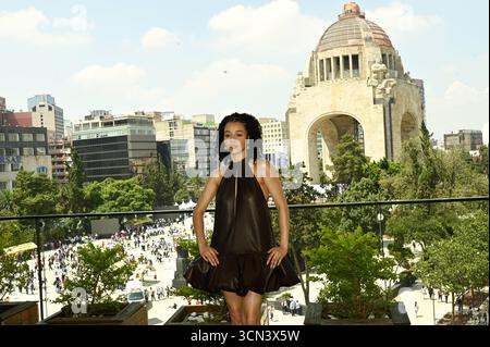 Die Schauspielerin Chase Infiniti nimmt an dem Photocall Teil, um eine Schlacht nach der anderen in Monumento de la Revolucion zu spielen. Am 18. September 2025 in Mexiko-Stadt. Mexico City CDMX Mexico Copyright: XCarlosxTischlerx Stockfoto