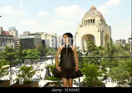 Die Schauspielerin Chase Infiniti nimmt an dem Photocall Teil, um eine Schlacht nach der anderen in Monumento de la Revolucion zu spielen. Am 18. September 2025 in Mexiko-Stadt. Mexico City CDMX Mexico Copyright: XCarlosxTischlerx Stockfoto