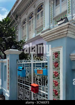 Farbenfrohe Häuser im Bezirk Joo Chiat, Katong, Singapur Stockfoto